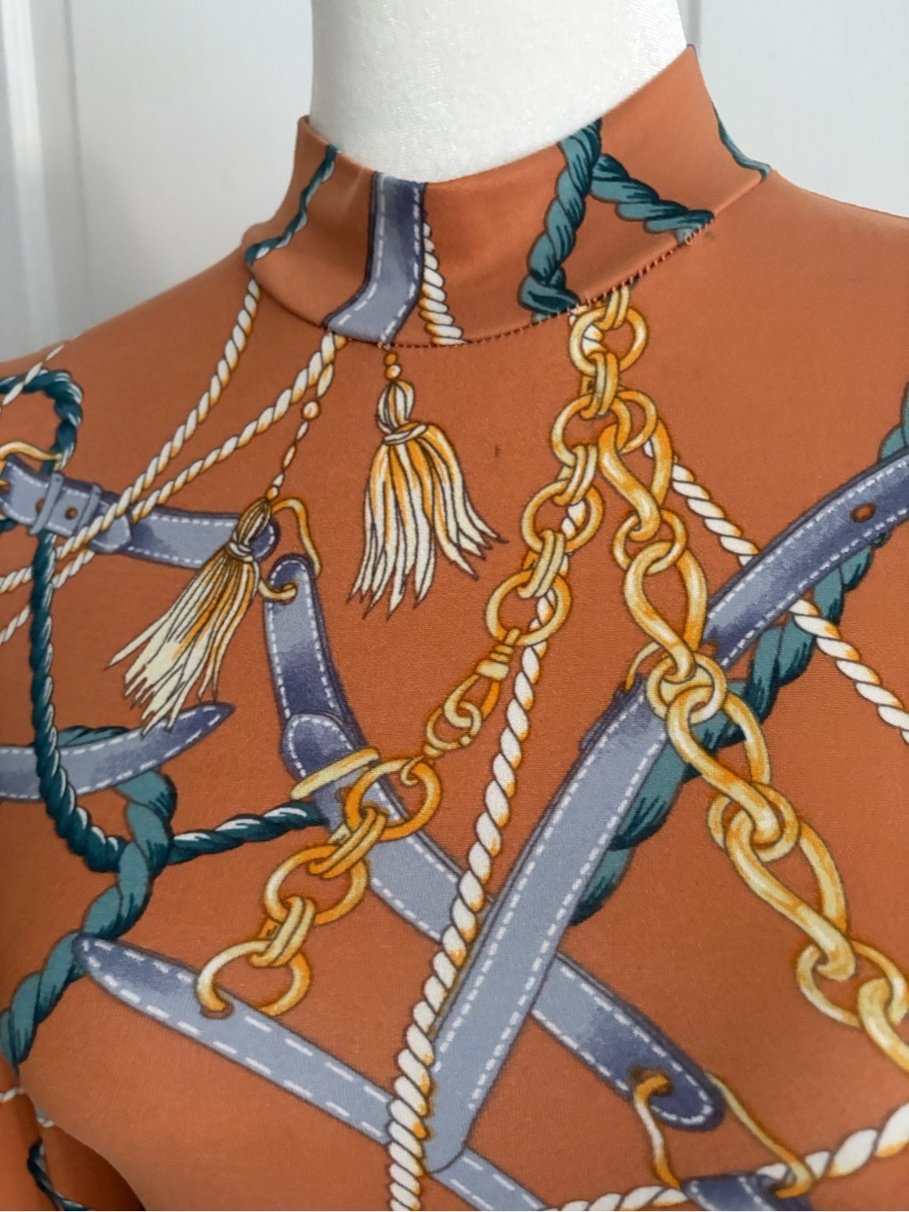 iris Rust Chain & Rope Print Mock Neck Bodysuit - Picture 3 of 8